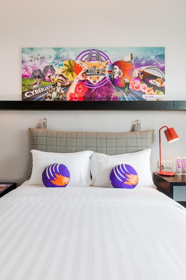 Fox Lite Hotel Dpulze Cyberjaya Eksteriør billede
