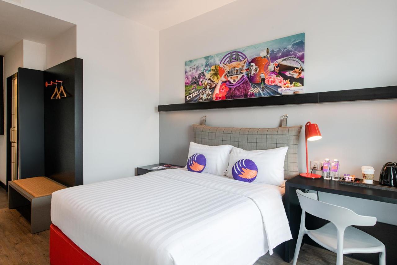 Fox Lite Hotel Dpulze Cyberjaya Eksteriør billede